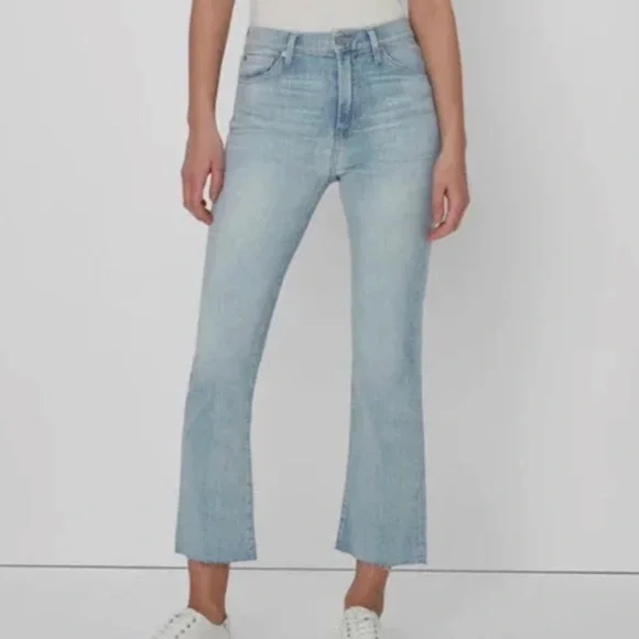 Zara mid-rise cropped mini flare jean in light blue - Picture 1 of 6